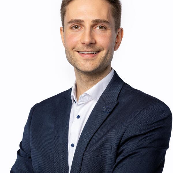 Simon Vikoler