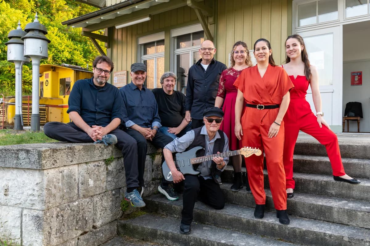 Hot Pop ’N’ Rock Rhythms for Young and Young at Heart