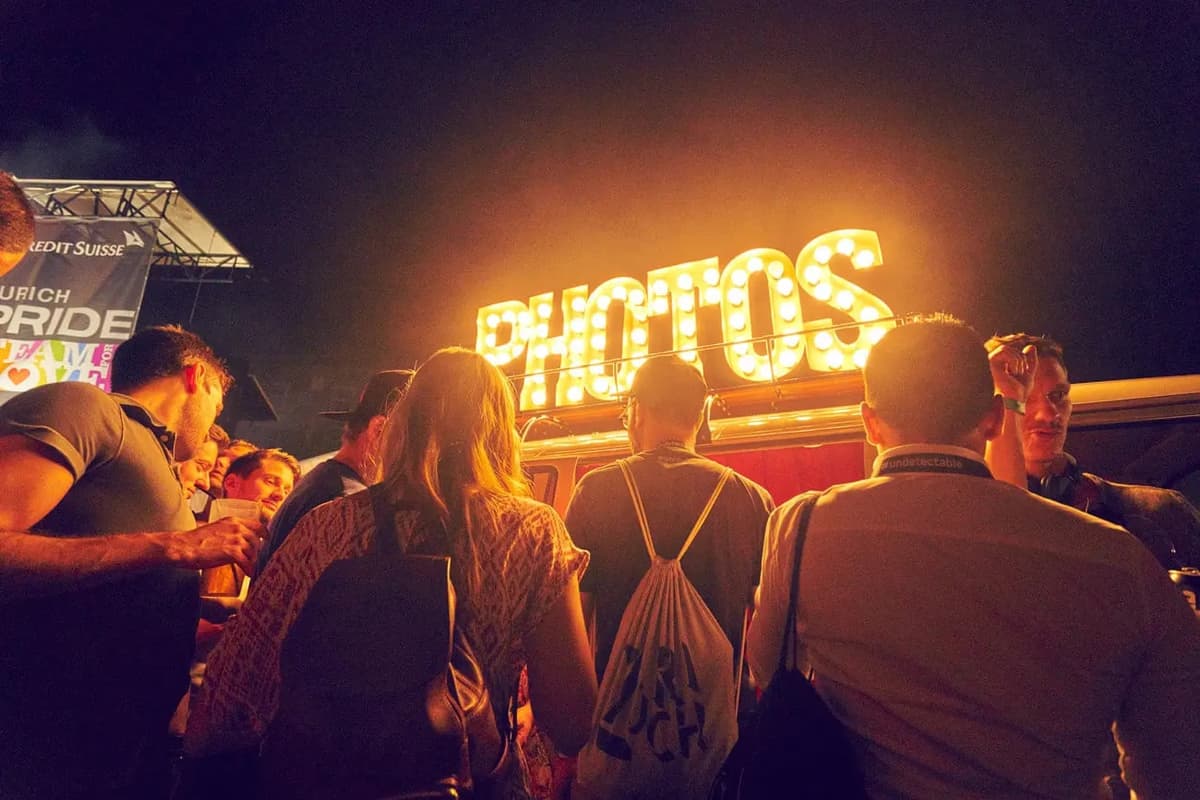 Photobus Schweiz - the Original 18