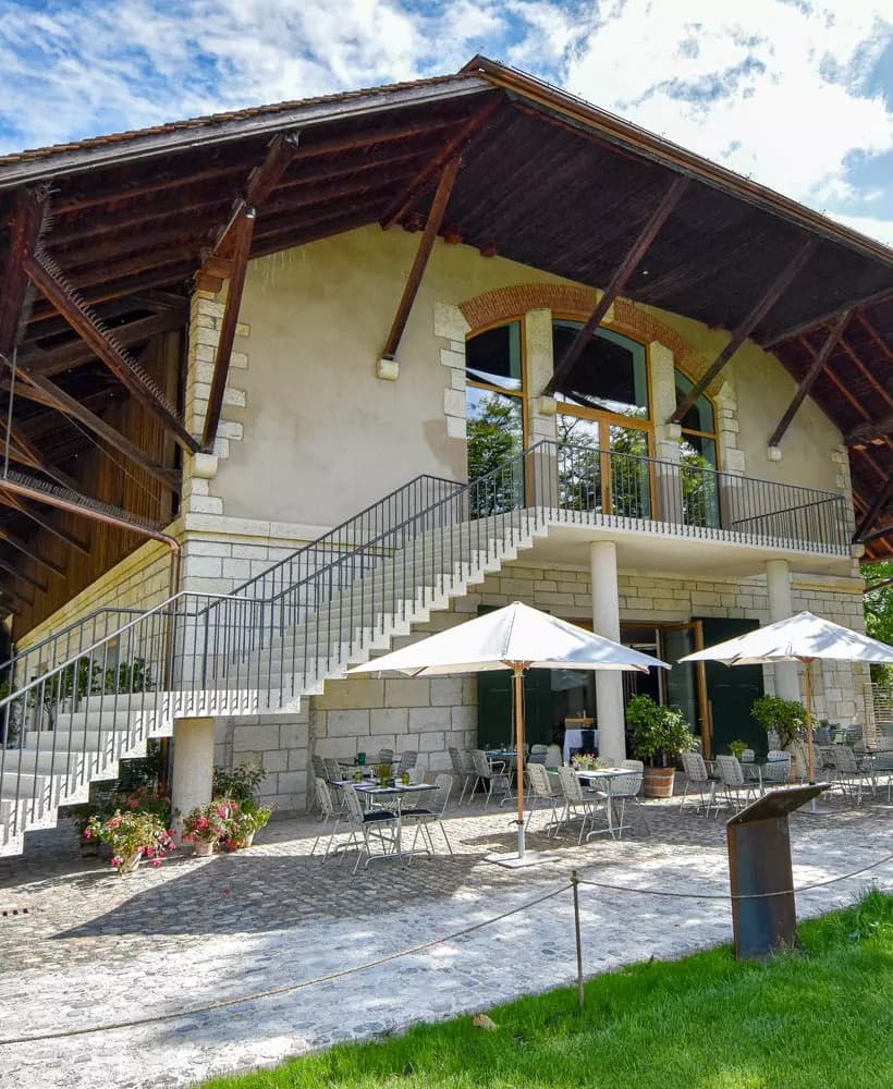 Villa Merian & Restaurant Iris in den Meriangärten 12