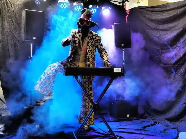 DJ Steven 8