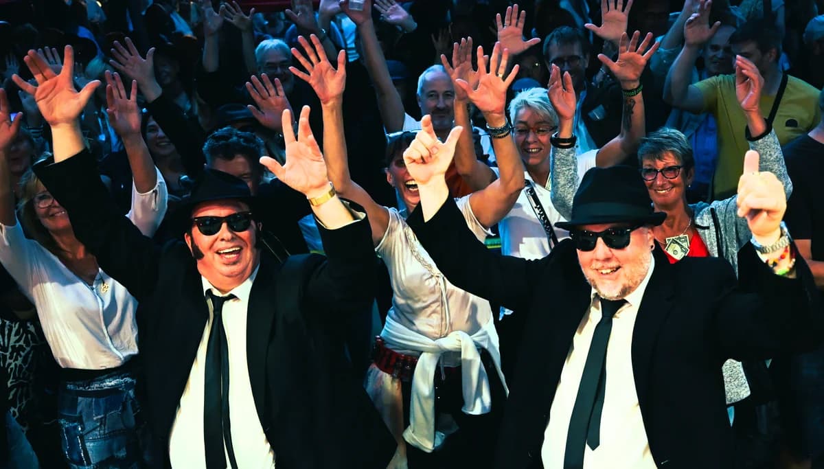 The Blues Brothers Show - Big Blue 5