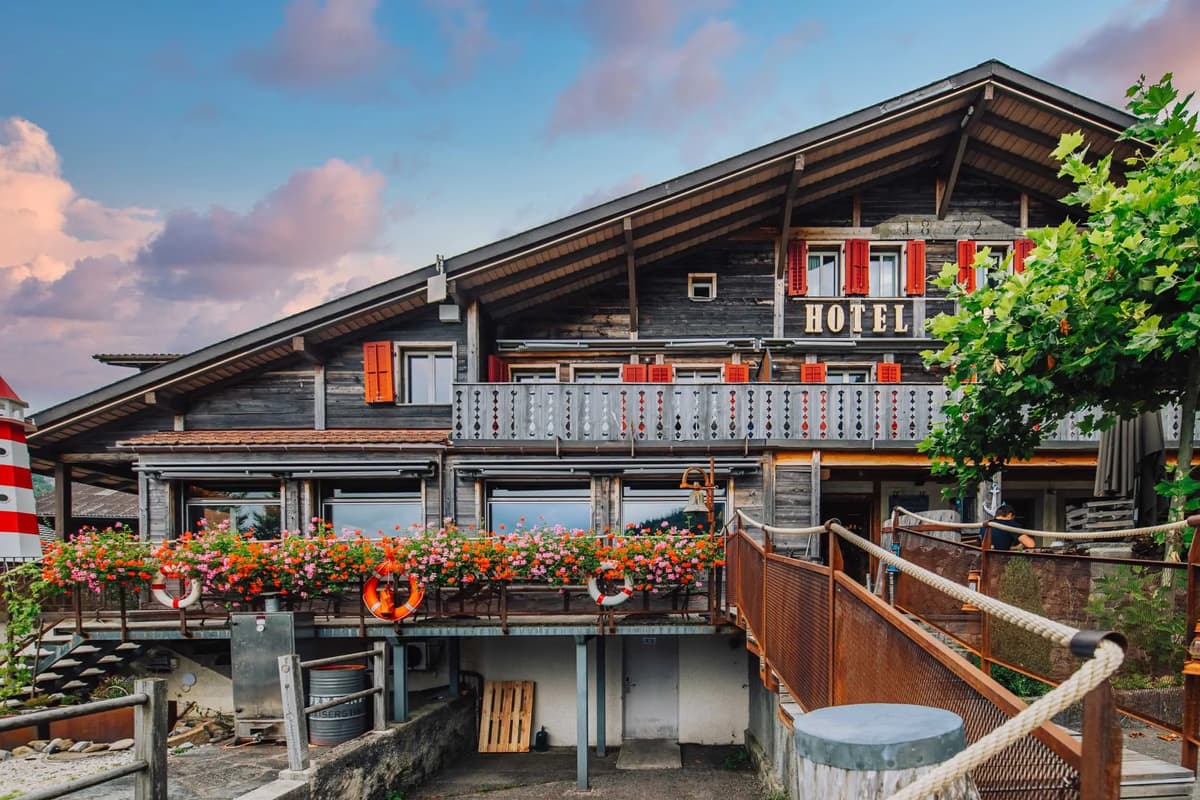 Hotel & Restaurant Kaiserstuhl 3