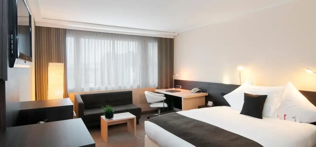 Hotel Crowne Plaza Zurich 18