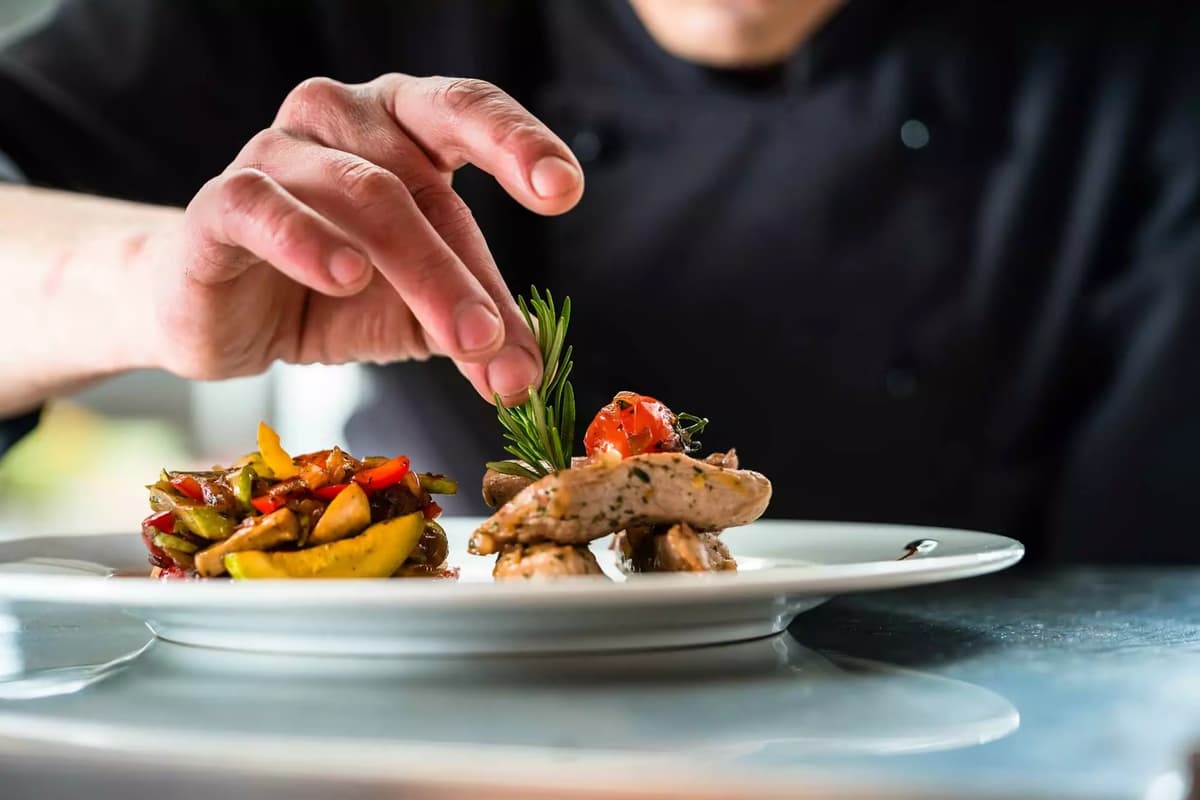 Alberto Russo Wine & Dine GmbH 3