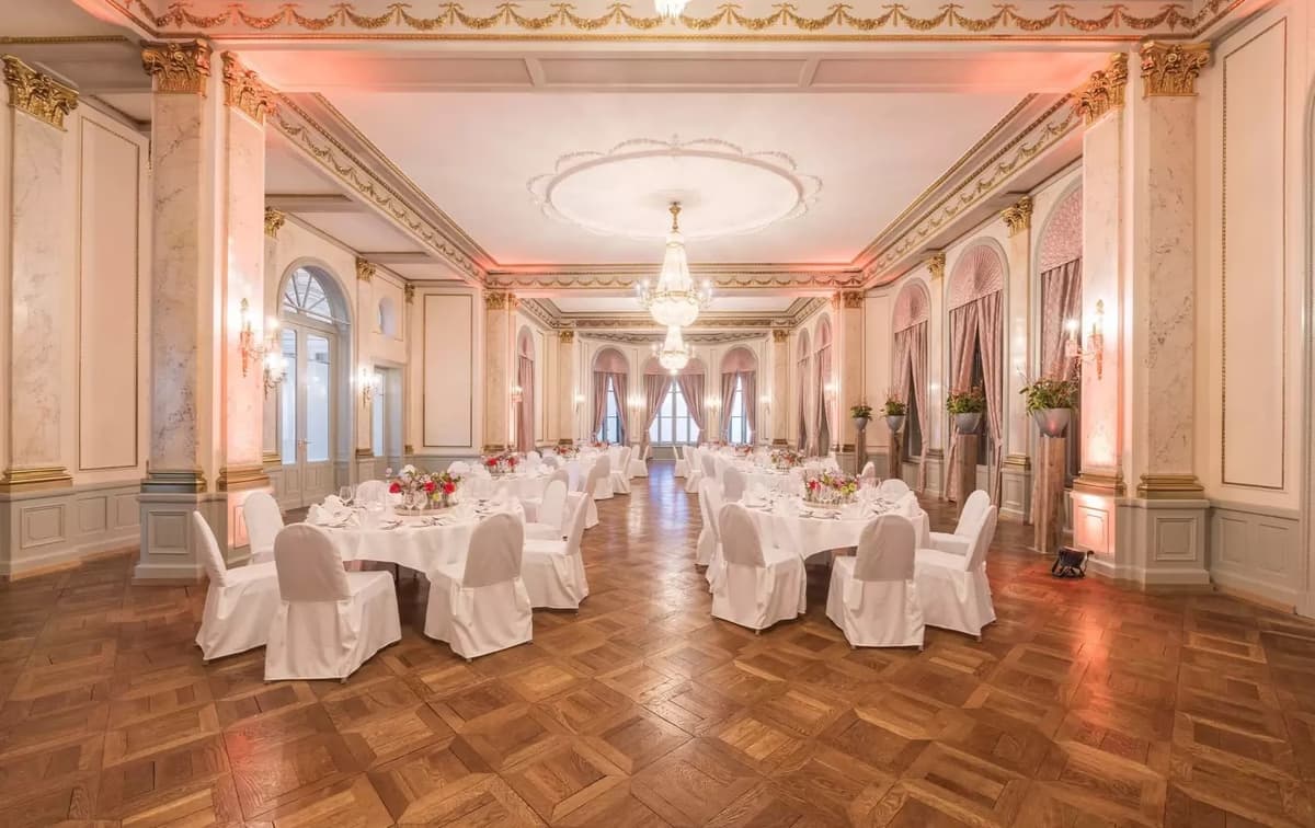 Hotel Schweizerhof Luzern 9