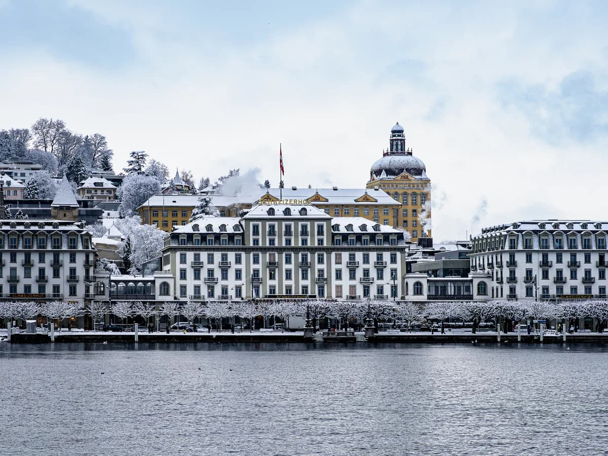 Hotel Schweizerhof Luzern 3