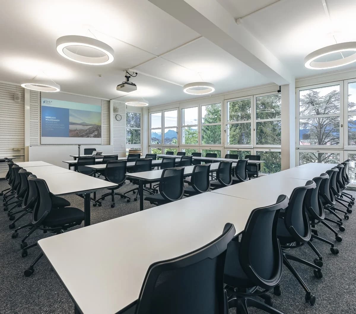 SHL Schweizerische Hotelfachschule Luzern 7
