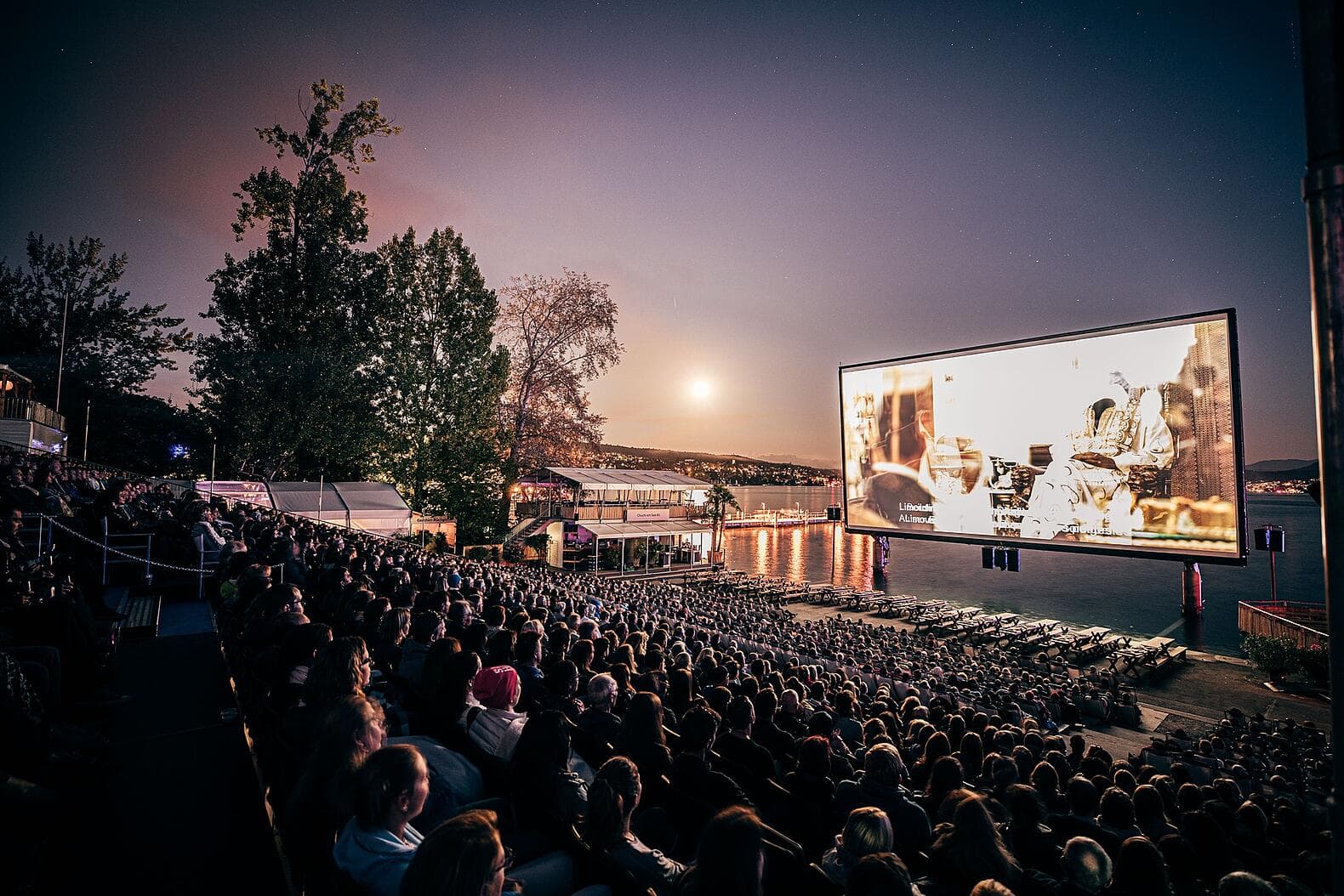 Kino am See - „Allianz Cinema" - Open-Air Kino Veranstaltung