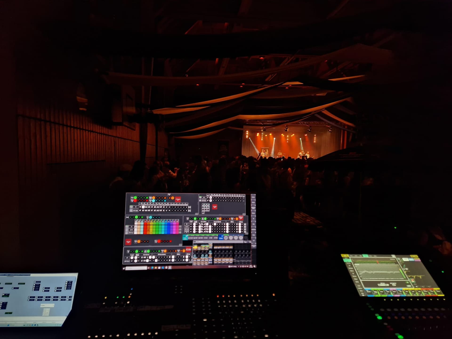 Audio, Licht, Mobiliar perfekt für den Event