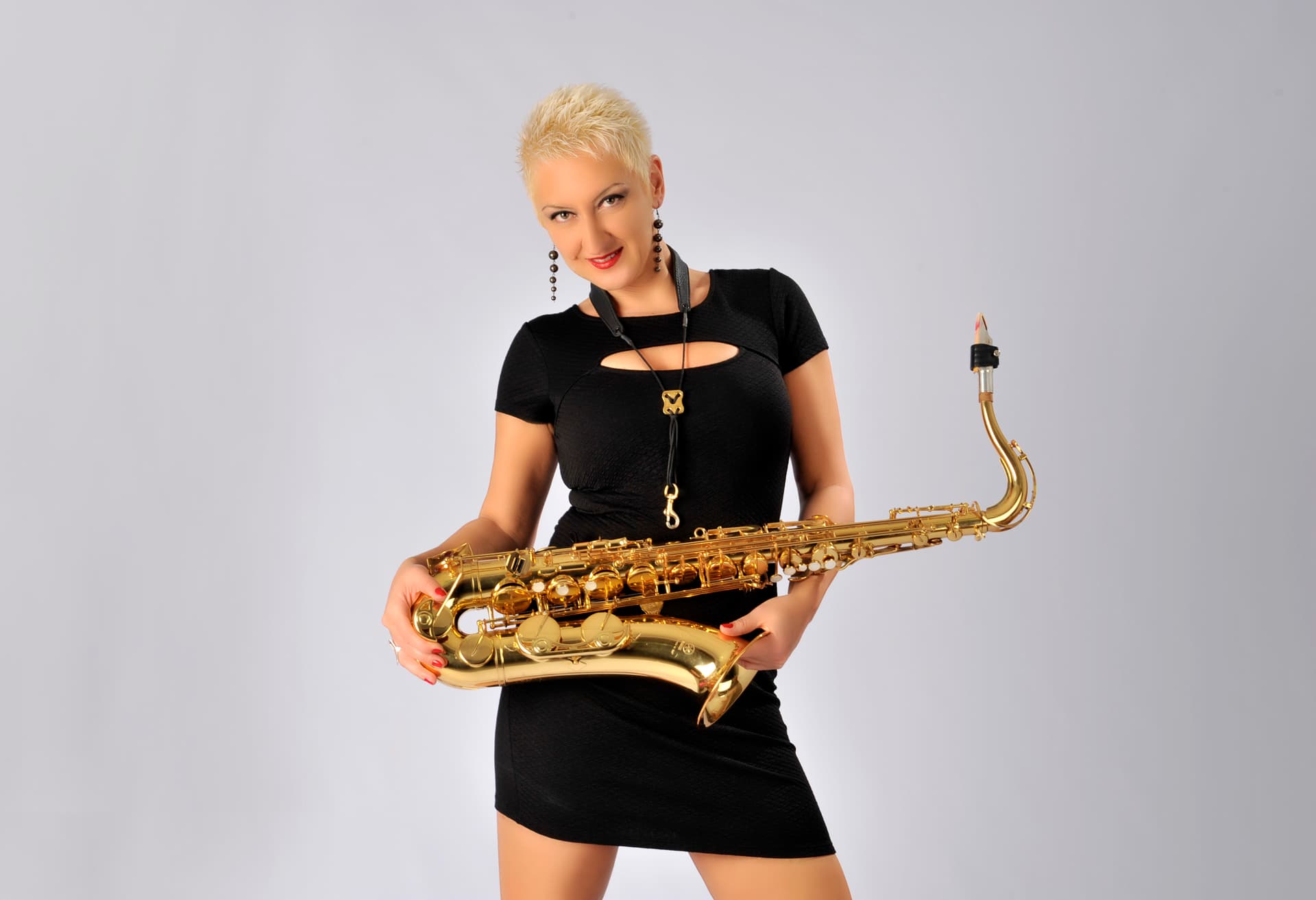 Vladi - Event Singer & Saxophonist