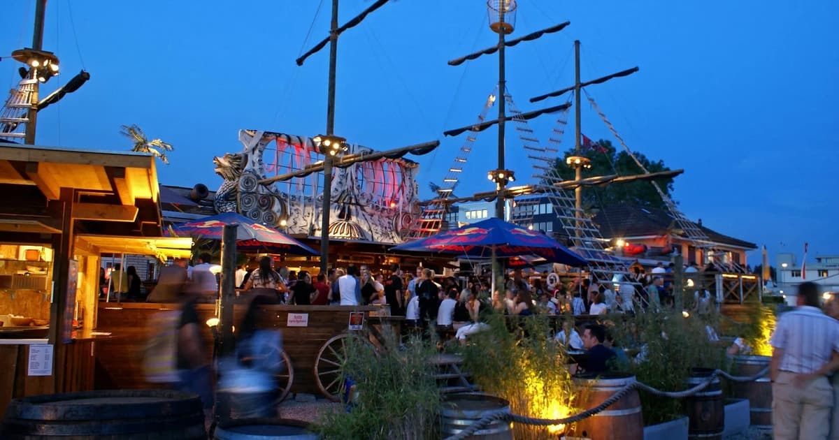 Pirates Hinwil - WM 2026 Public Viewing
